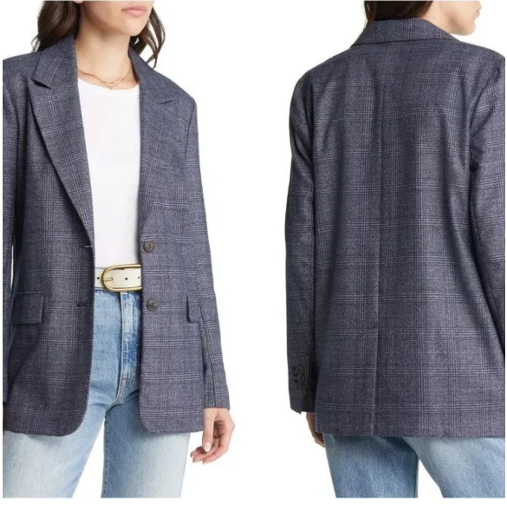Treasure & Bond Navy Checkered Blazer